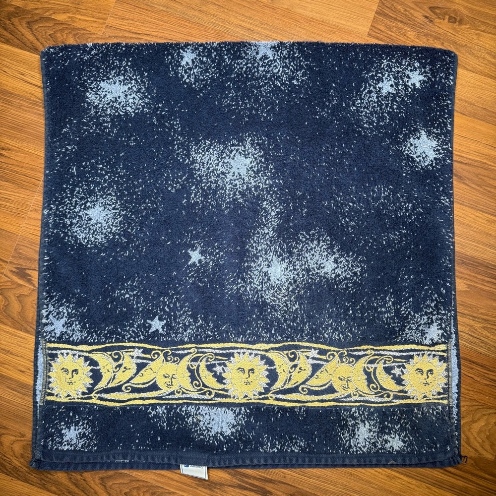 Vintage Celestial Bath Towel Moon Sun Stars 100% Cotton Santens Y2K 90s Beach